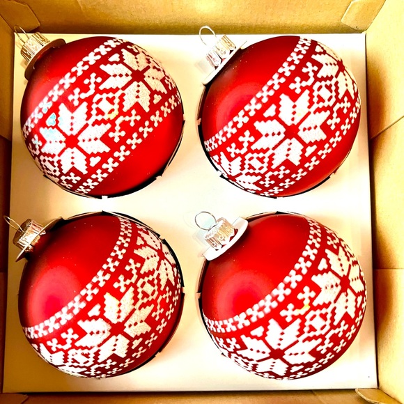 4 Matte Red Glass Christmas Ball Ornaments White Glitter Nordic Snowflake Design - Picture 1 of 6